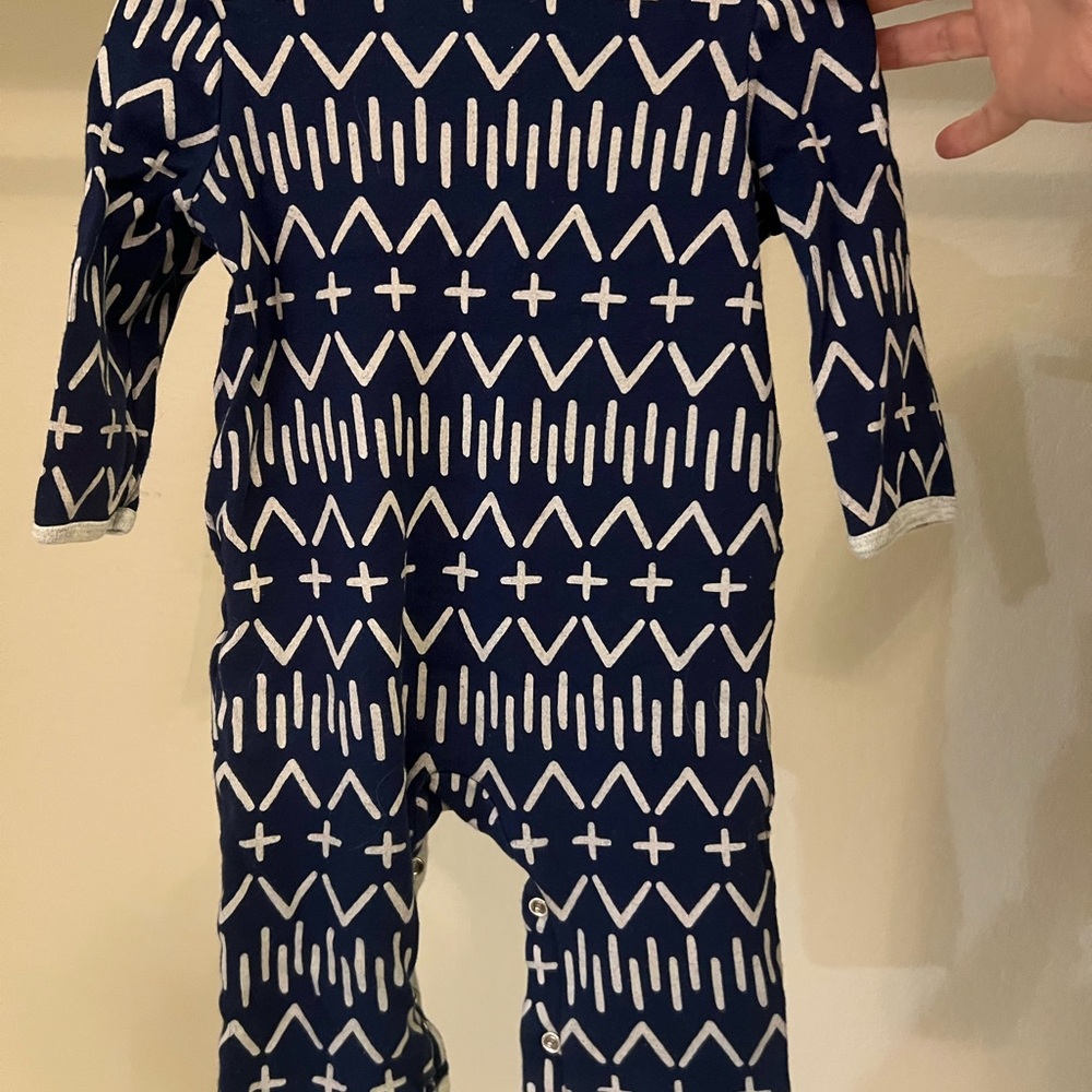 Three Luxe Boys Baby Outfits 3-6m - Picture 7 of 11